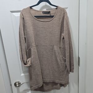 New York & Company Beige Knit Top